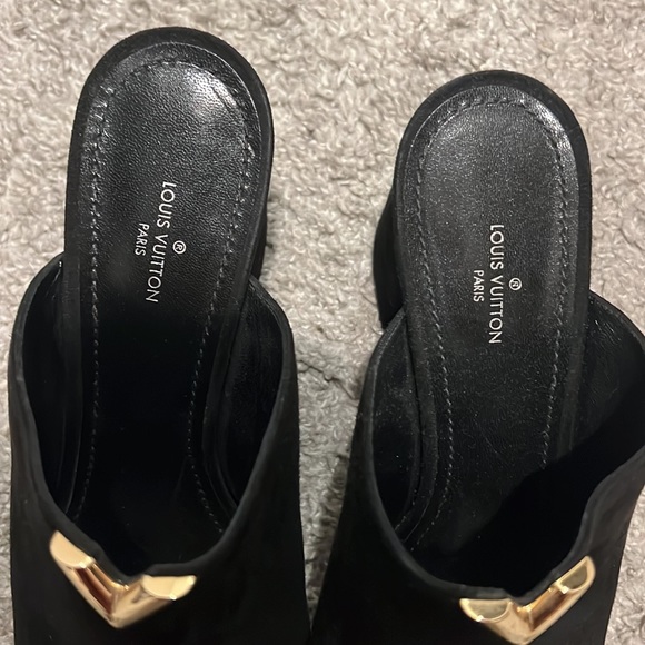 Louis Vuitton - Low Chunky Heels - Picture 2 of 10